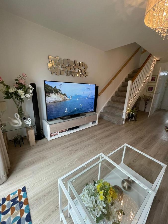 Comet place Wellingborough Extérieur photo